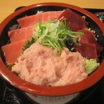 Sushidokoro Yokaro - マグロ丼