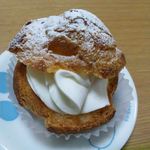 サロン・ド・テ・ジャマン - 2013.3. シュー・ア・ラ・クレーム（\250）