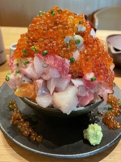 Kaki To Washoku. Ikkoku - SNSで話題の牡蠣と海鮮盛り丼