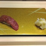 横浜 鮨 ふくじゅ - お寿司はこんな感じで出てきます