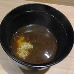 横浜 鮨 ふくじゅ - 大和芋の赤出汁