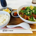 ホルモン千葉 - 生たまご天は卵かけご飯に。