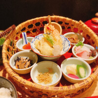 銀座米料亭 八代目儀兵衛 - 