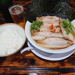 煮干し中華そば 加藤屋本店 - まぼちゅー叉焼海苔増し