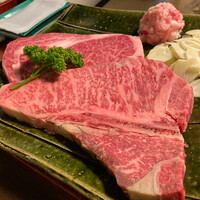 潜龍 - ロースとアイボーンステーキ