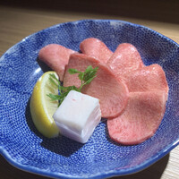 炭火焼肉寅二郎 - 