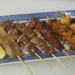 炭焼酒場 稲つき - 料理写真:おまかせ串焼き6本