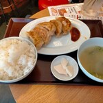 餃子屋台 Menoji - 