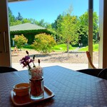 Mori no Naka no Choushoku to Cafe no Mise Cabot Cove