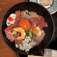 味菜 - 海鮮丼 上から