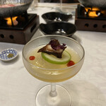 料亭旅館 竹千代 - 御口直し 喜入のところてんトマトのジュレ