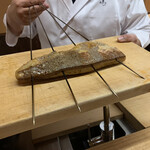 一本杉 川嶋 - 毎回楽しみな藁焼きはヒラマサ！