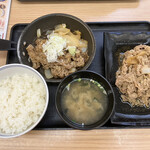 Yoshinoya - 牛皿・牛焼肉定食