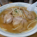 中華飯店　異邦人 - 味噌チャーシュー麺