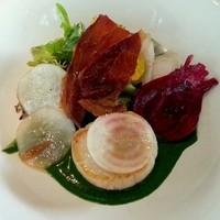 ベージュ アラン・デュカス 東京 - 一口目から惚れたほたて