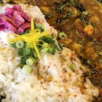 Karihausu Mashara - ワンコイン朝カレー《冷やし豆カリー（税込500円）》