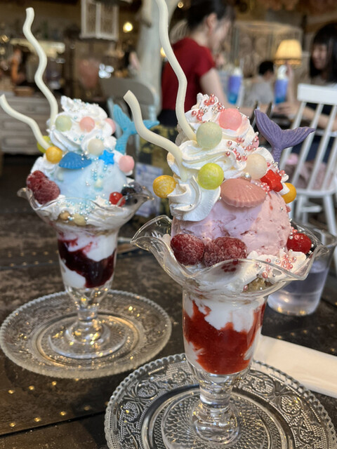 可愛すぎるマーメイドパフェ‍♀️』by Yummy29600 : cafe Cherish
