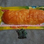 ヨークベニマル 佐和店 - パインパン　124円　全長20cm