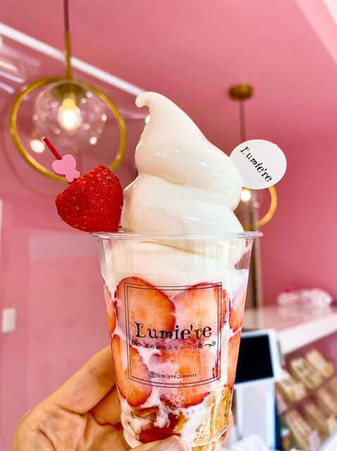 【週末限定値下げ】完全受注生産 ルミエール ルームライト、ポット夫人、チップ ライト 電気 卓上 美女と野獣 ルミエール ディズニー – ハウジー