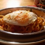 Wine Terrace Yu-me - 目玉焼きナポリタン1580円