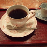 Gyarari Arita - 食後のコーヒー