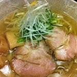 山崎麺二郎 - 塩らーめん750円