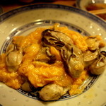 杏杏 - 牡蛎と卵の炒め物　2000円