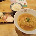 だし麺屋 ナミノアヤ 府中店 - 特製だし麺