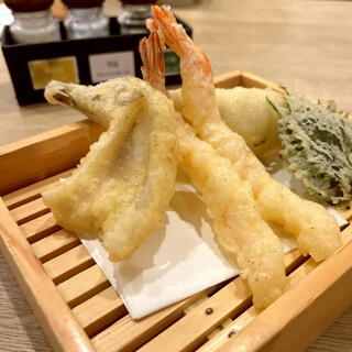 天ぷらバル 慶_0