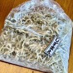 カネヒデ小林商店 - こちらは天日干しの太ちりめん