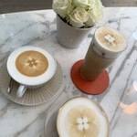 LE CAFE V - 