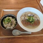 Kakiemon - 牡蛎らぁ蕎麦+牡蛎のせご飯