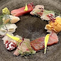 田丸 別館 - 本鮪 中トロ・縞鯵・真鯛・帆立・雲丹