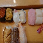 新寿し - 特上生寿し 2,500円(税込)
