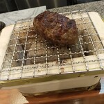 東京バーグ屋 - 黒毛和牛炭焼きハンバーグ