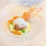 La Brianza - 北海道産縞エビ炙り頭足肝の天ぷらシークァーサーの泡枝豆フムスコンソメジュレ。サクサク歯ざわりの天ぷらがたまらなく美味しい(*˘︶˘*).｡.:*♡ プリスリの身もクリーミィなフムスもたまらない〜