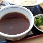 手打ちうどん寺屋  - つけ汁です（２０１３年３月）。