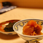 日本橋蛎殻町 すぎた - あわびの肝
      ウニの佃煮