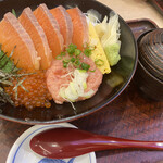 Tsukiji Shokudou Genchan - 