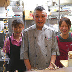 和 dining 清乃 - 愛想の良い女将さんと（左）と看板娘のまゆちゃん（右）