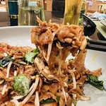 CONRAD CENTENNIAL SINGAPORE - シーフード・チャークイティオ 28.00 SGD
            Seafood Char Kway Teow
            2022年7月21日
