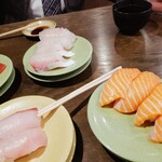 亀正くるくる寿司 - うまい　最高！