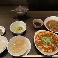 廣東料理 民生 ヒルトンプラザウエスト店 - 