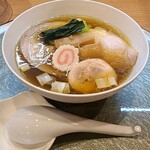 中華そば 深緑 - 羅白昆布と鮭節の中華そば1300円