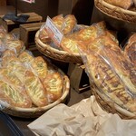 パン工場 - 内観