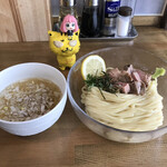 Tori Ni Koishita Hi - 貝出汁冷やしつけ麺200g　900円（税込）