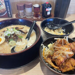 くねくねラーメン  四日市店  - 