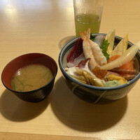 豊鮨 - 海鮮ちらし　1000円