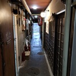 やき鳥 卍郎 - やきとり横丁奥