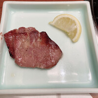 松阪牛炭火焼肉 東海亭 - 